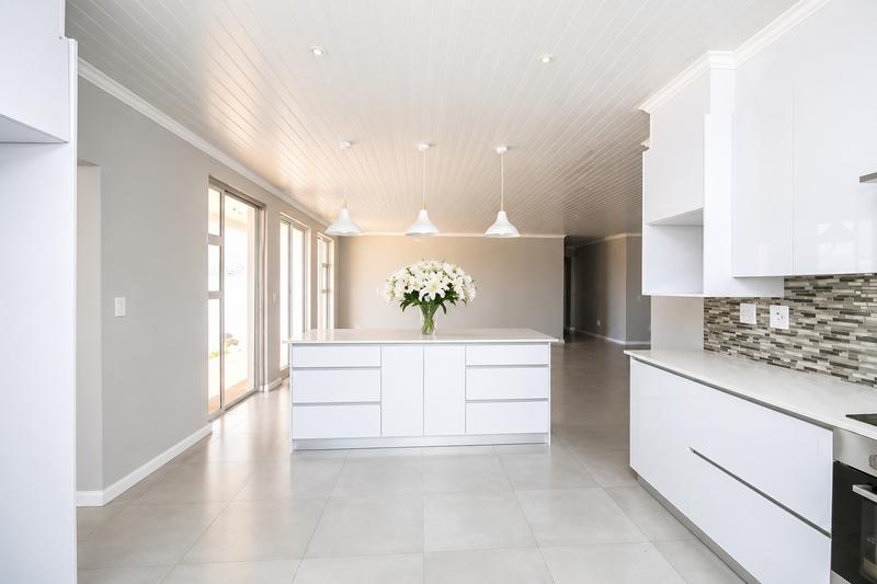 3 Bedroom Property for Sale in Port Owen Western Cape